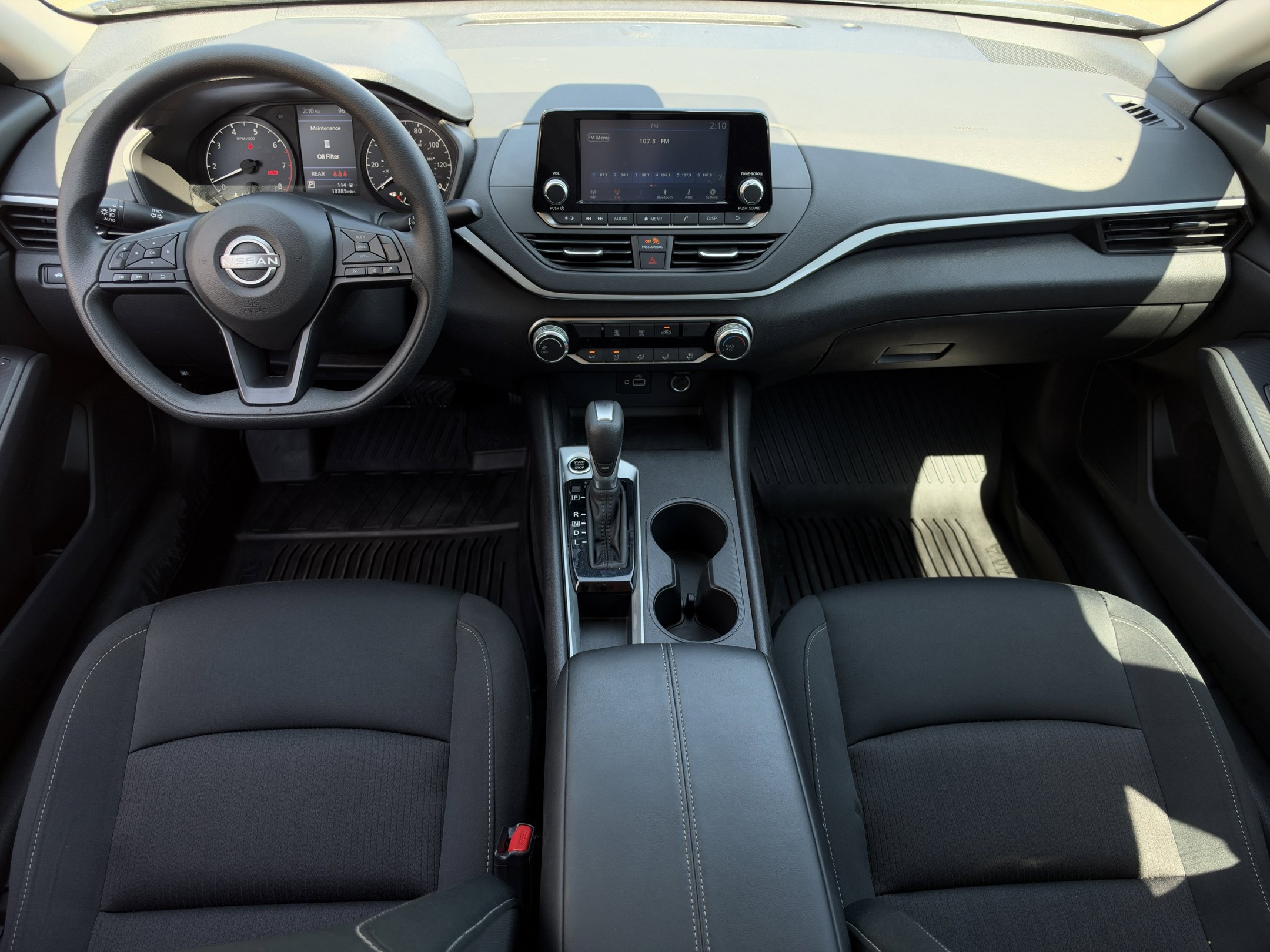 Used 2024 Nissan Altima 2.5 S FWD image 12