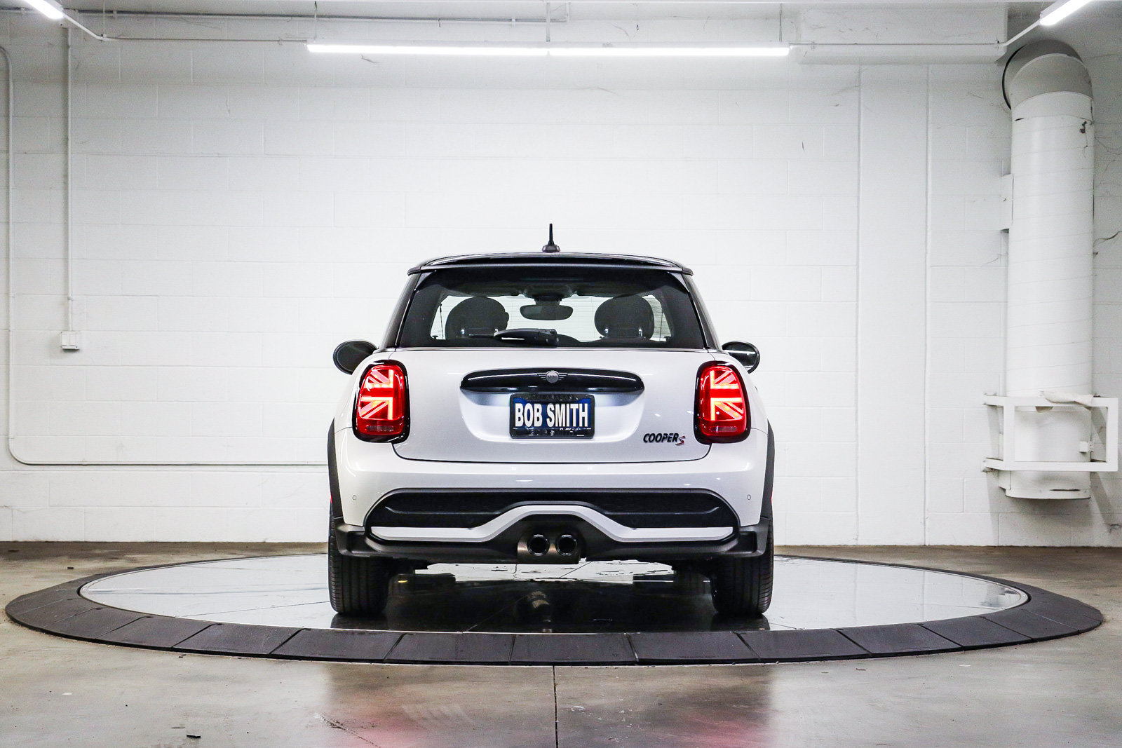 Used 2024 MINI Cooper S FWD image 5