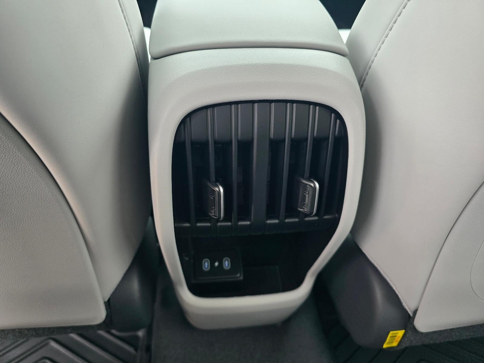 New 2026 Hyundai Kona SEL Premium AWD/4WD image 24