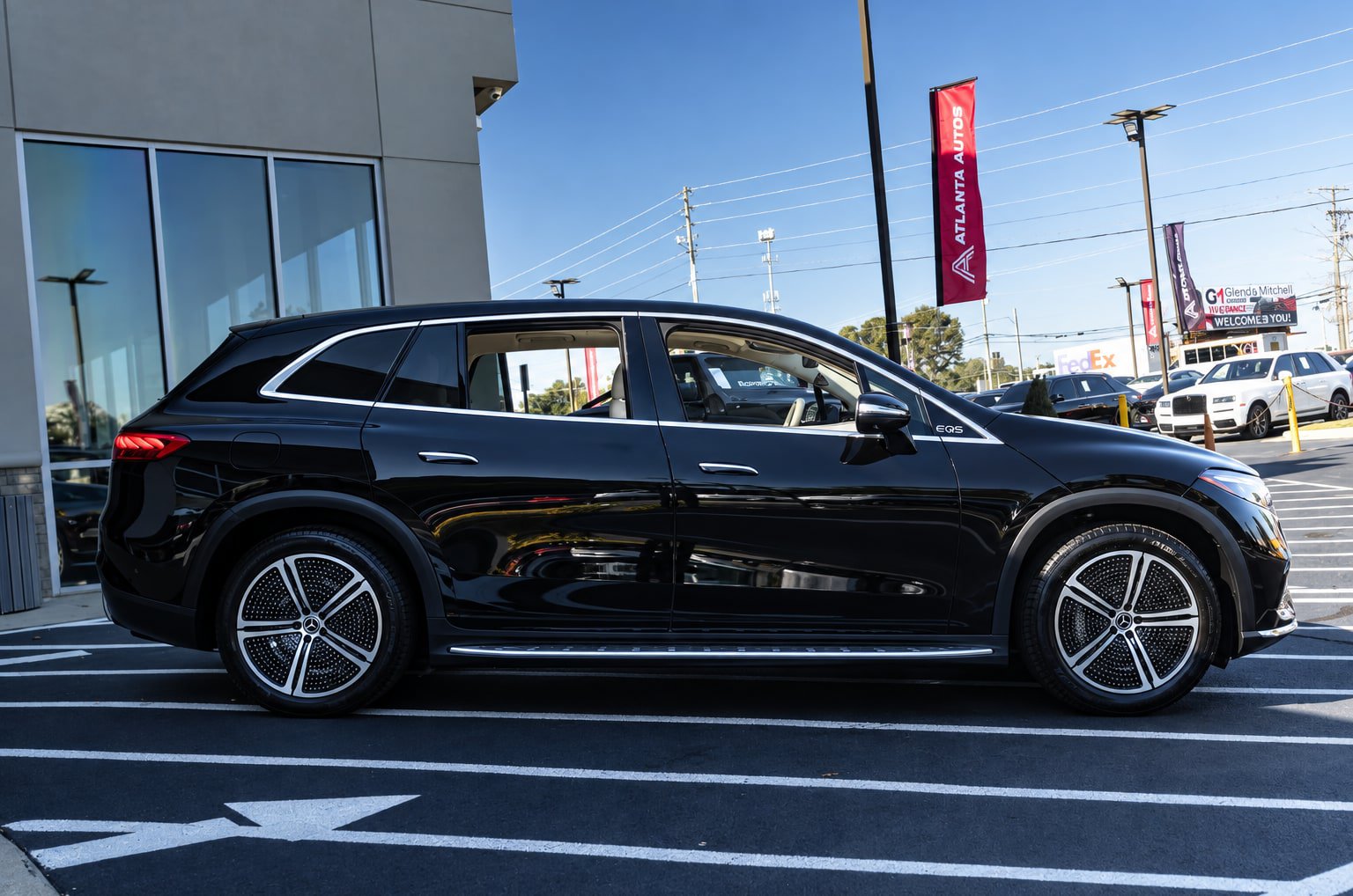 Used 2023 Mercedes-Benz EQS 450+ 4MATIC SUV image 5
