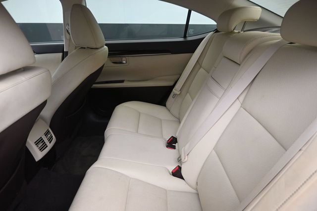 Used 2017 Lexus ES 350 w/ Premium Package FWD image 19