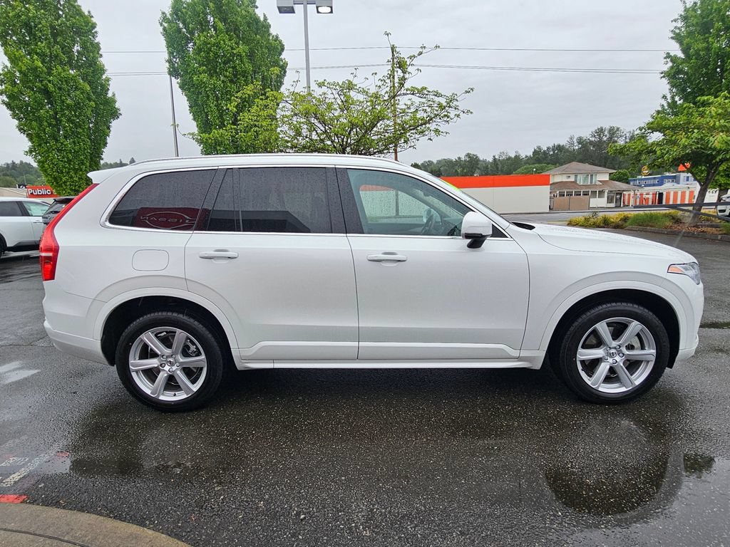 Used 2023 Volvo XC90 B5 Core w/ Protection Package Premier AWD/4WD image 4