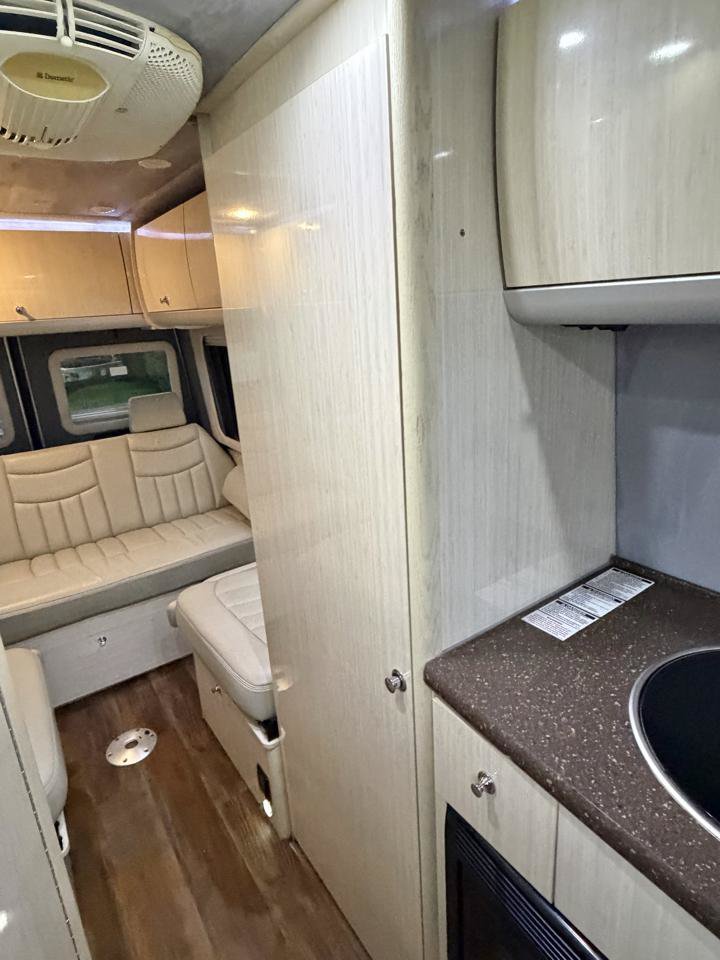 Used 2012 Mercedes-Benz Sprinter 3500 image 44