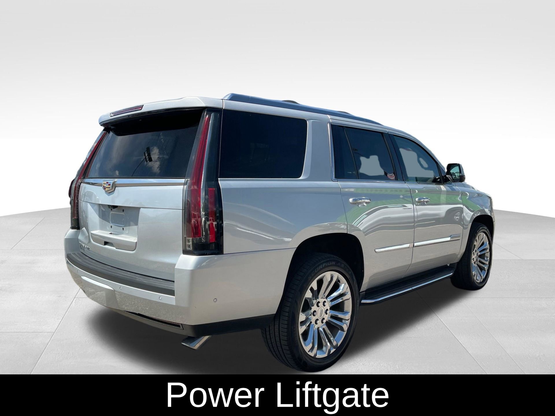 Used 2018 Cadillac Escalade Premium Luxury w/ LPO, Radiant Package image 5