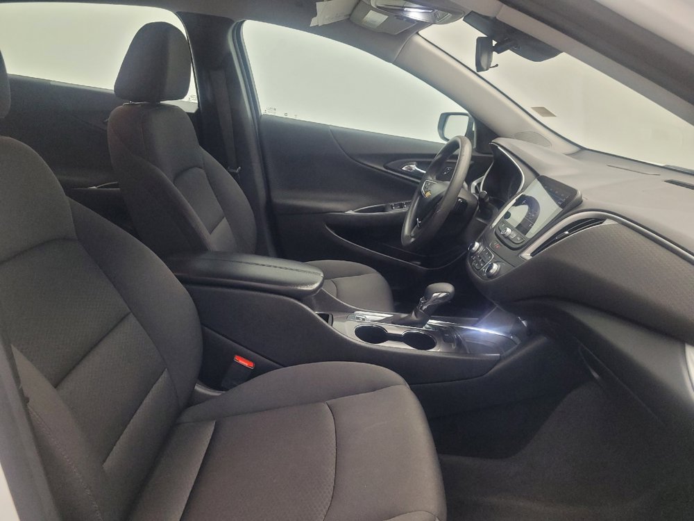 Used 2023 Chevrolet Malibu LT image 21