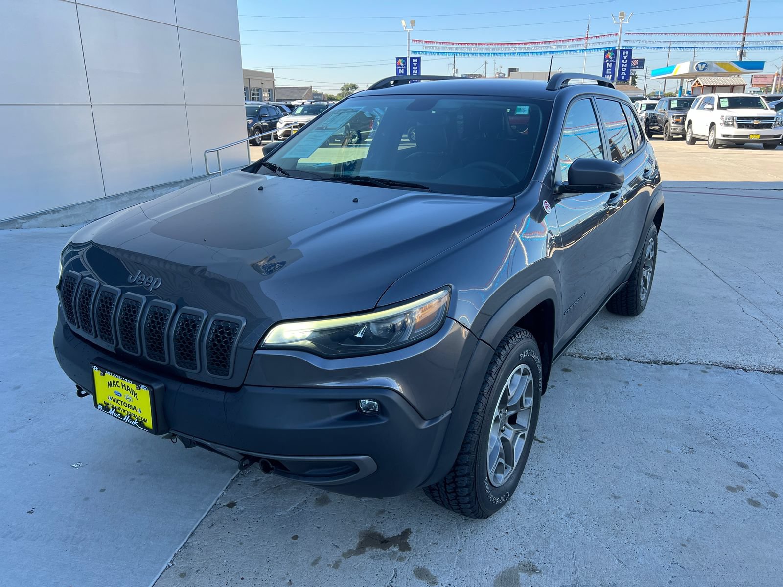 Used 2020 Jeep Cherokee Trailhawk AWD/4WD image 7