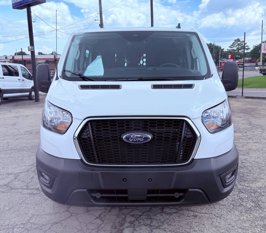 Used 2025 Ford Transit 250 Low Roof w/ Exterior Upgrade Package RWD image 3