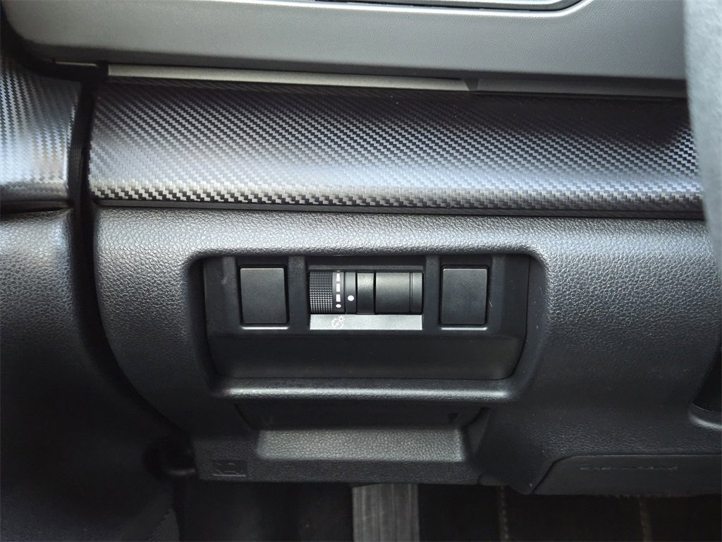 Used 2024 Subaru Crosstrek 2.0i Premium image 24