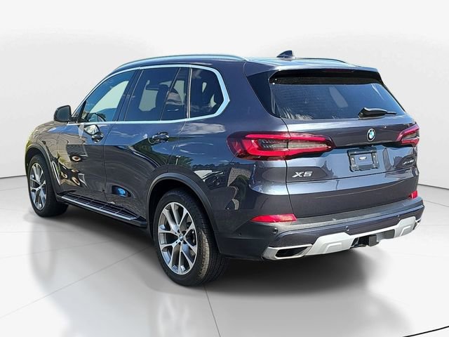 Used 2021 BMW X5 xDrive40i w/ Parking Assistance Package image 5