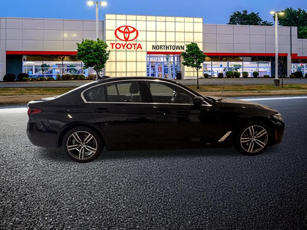 Used 2021 BMW 530i xDrive w/ Convenience Package AWD/4WD image 30