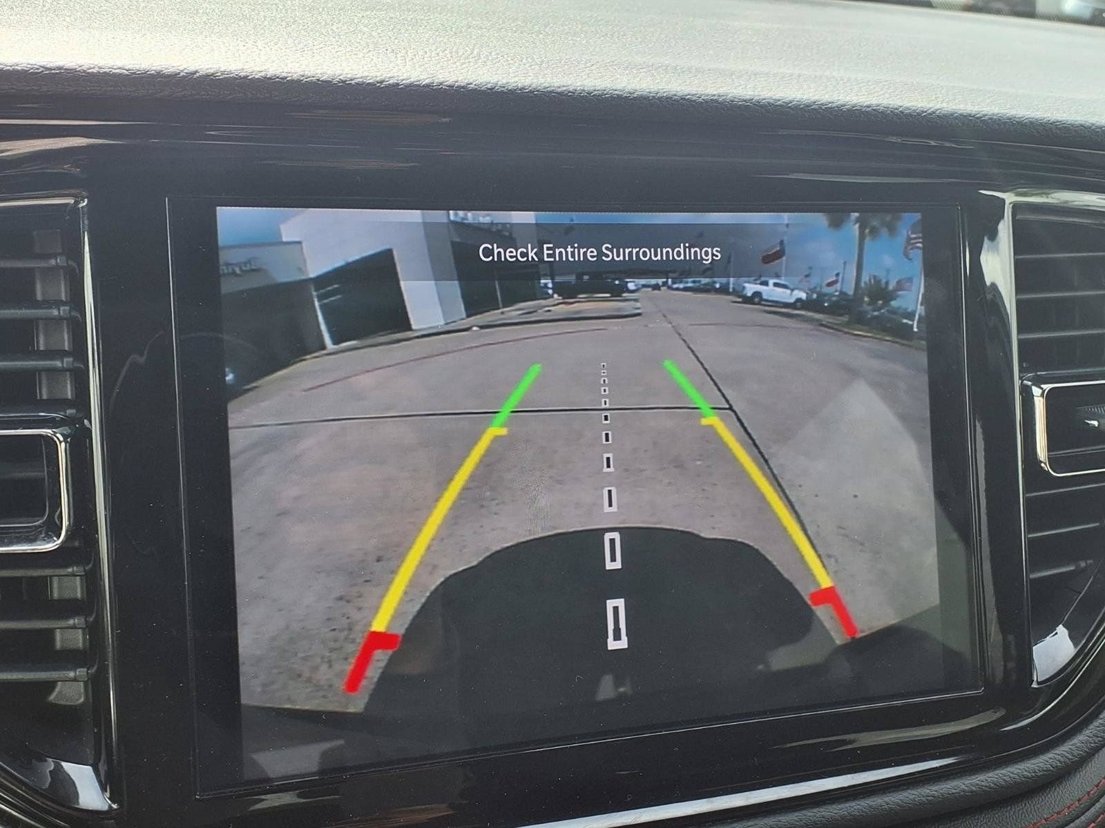 Used 2024 Dodge Durango GT AWD/4WD image 17
