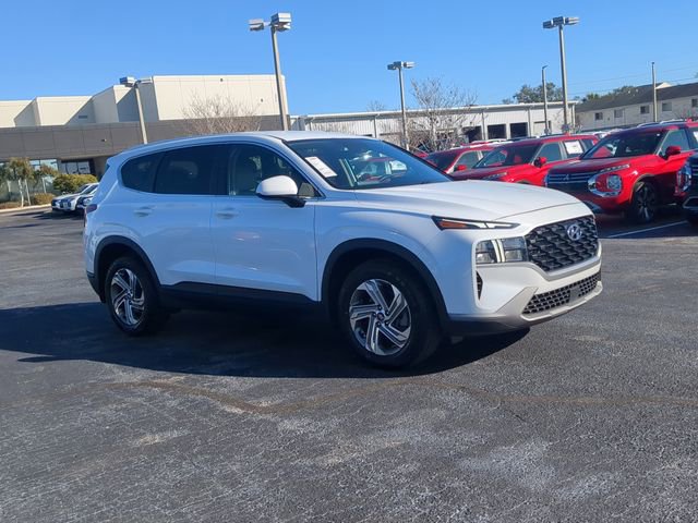 Used 2022 Hyundai Santa Fe SE image 4