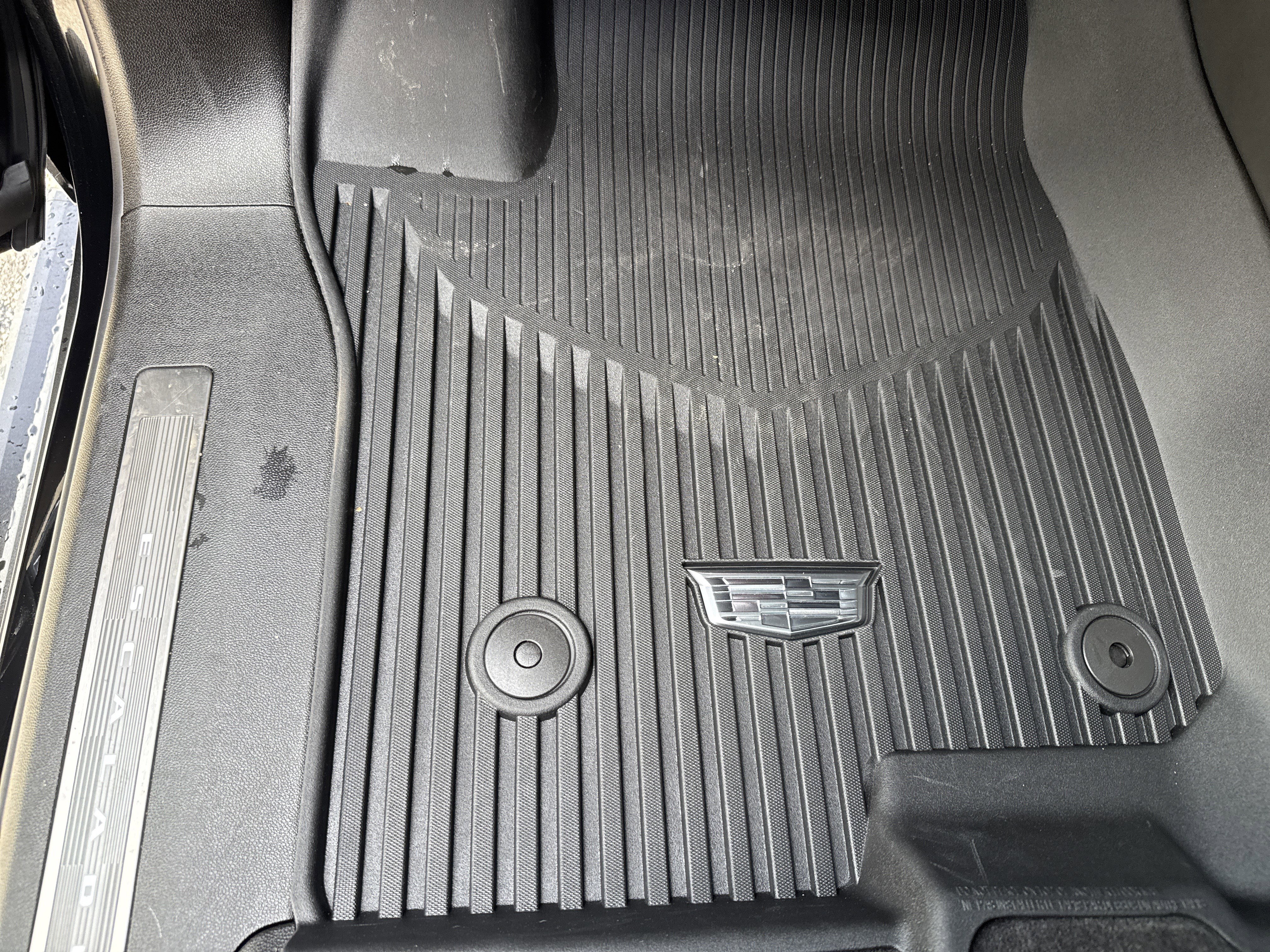 Used 2026 Cadillac Escalade Platinum Sport w/ LPO, ONYX Package image 18