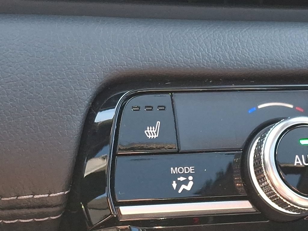 Used 2024 Honda Pilot Touring image 25