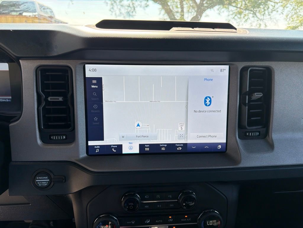 Used 2024 Ford Bronco Outer Banks AWD/4WD image 12