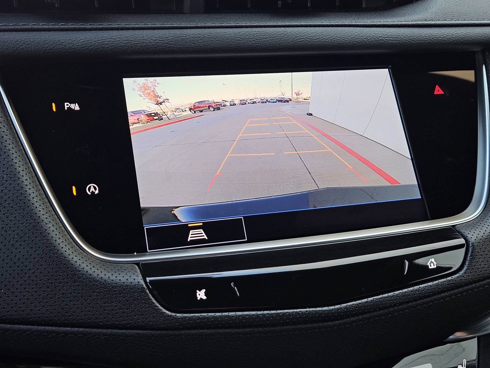 Used 2025 Cadillac XT5 Premium Luxury image 21