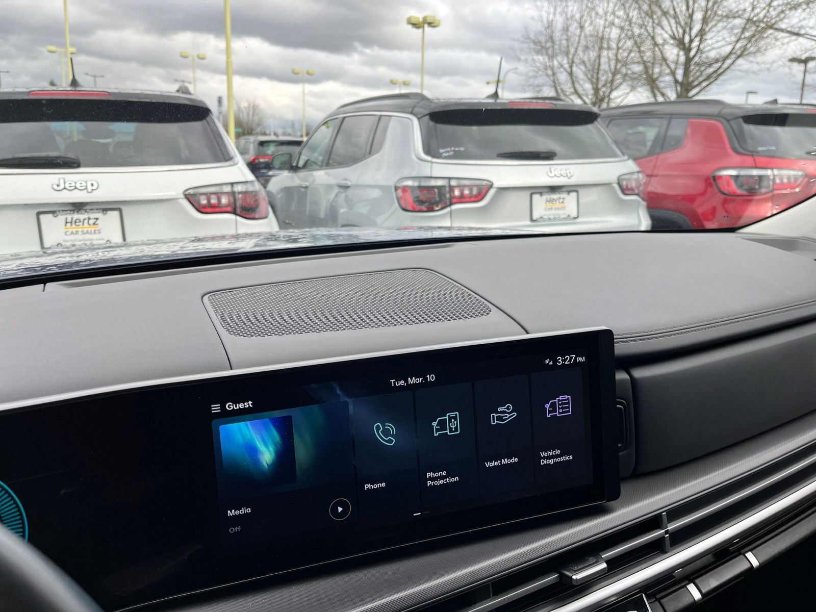 Used 2025 Hyundai Santa Fe SEL image 18