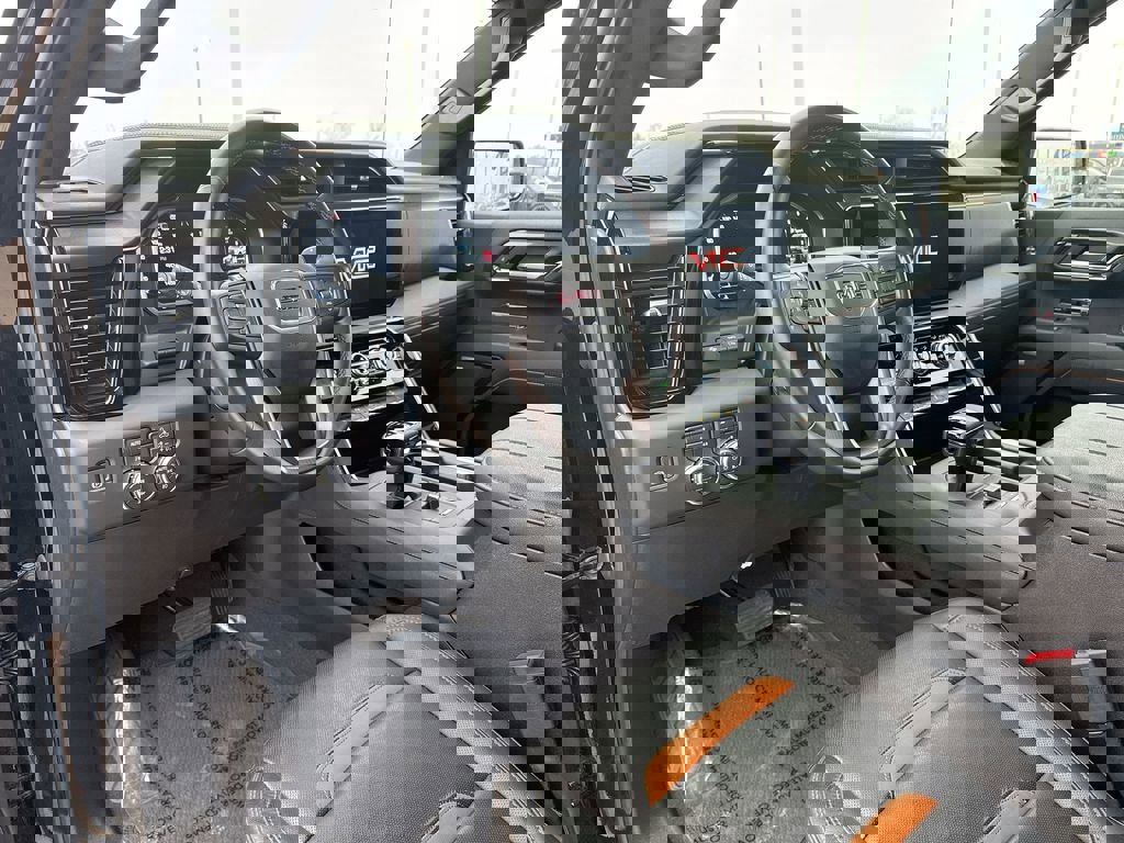 Certified 2024 GMC Sierra 1500 AT4 w/ Technology Package image 11
