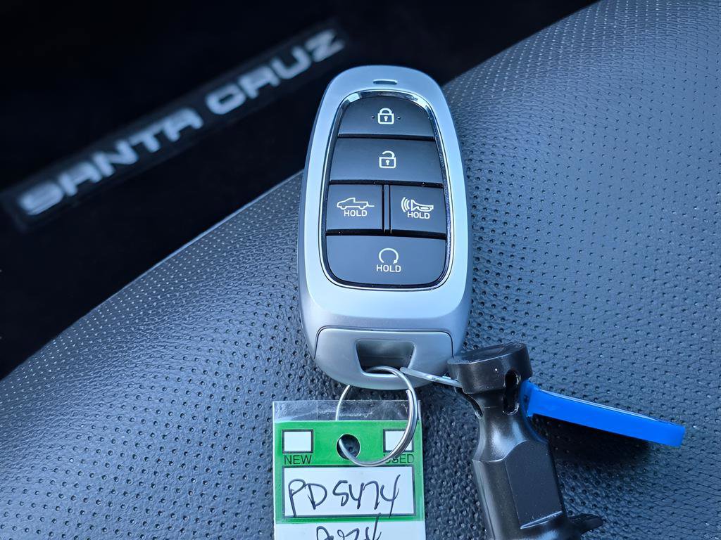 Used 2024 Hyundai Santa Cruz Night image 35