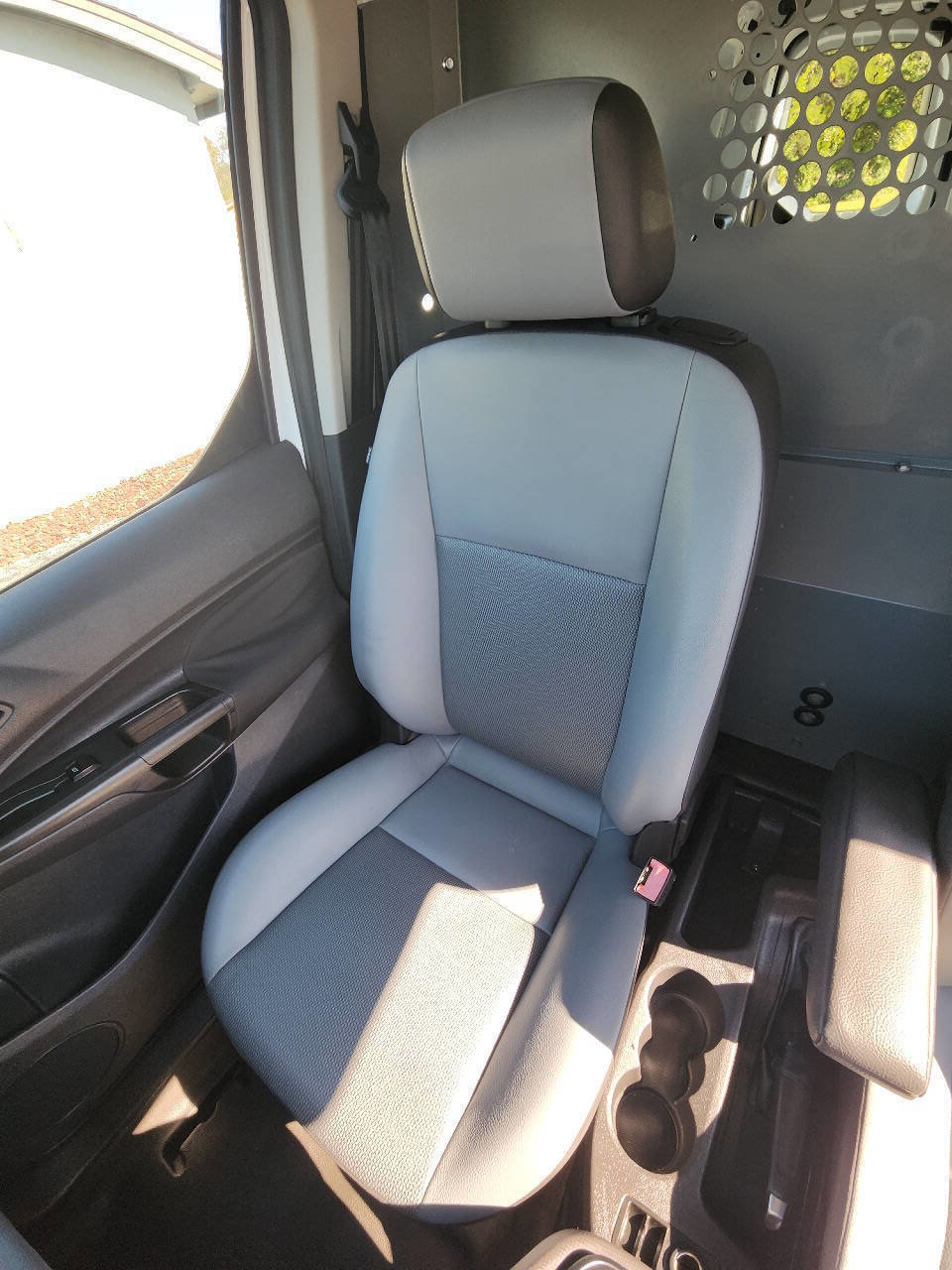 Used 2015 Ford Transit Connect XL image 21