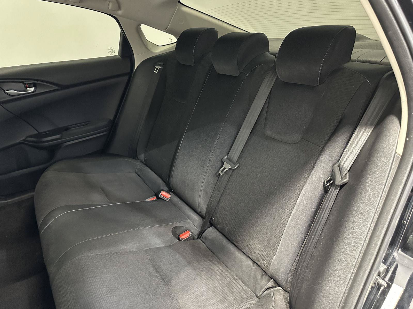 Used 2019 Honda Insight LX image 22