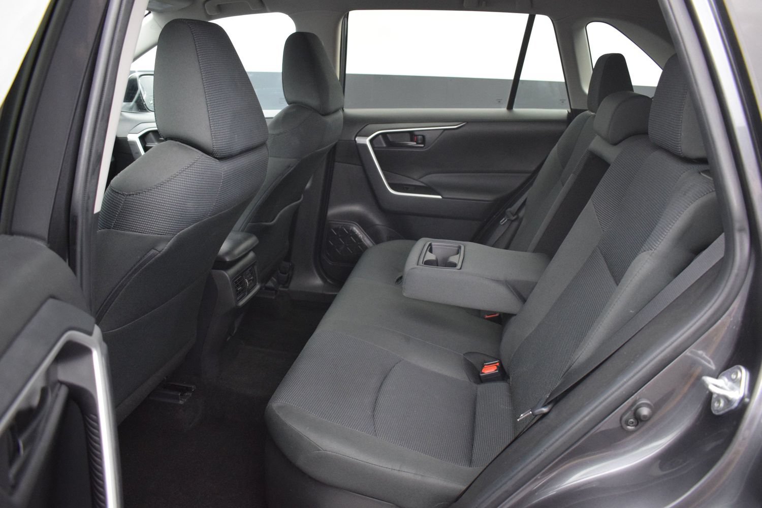 Used 2024 Toyota RAV4 LE AWD/4WD image 12
