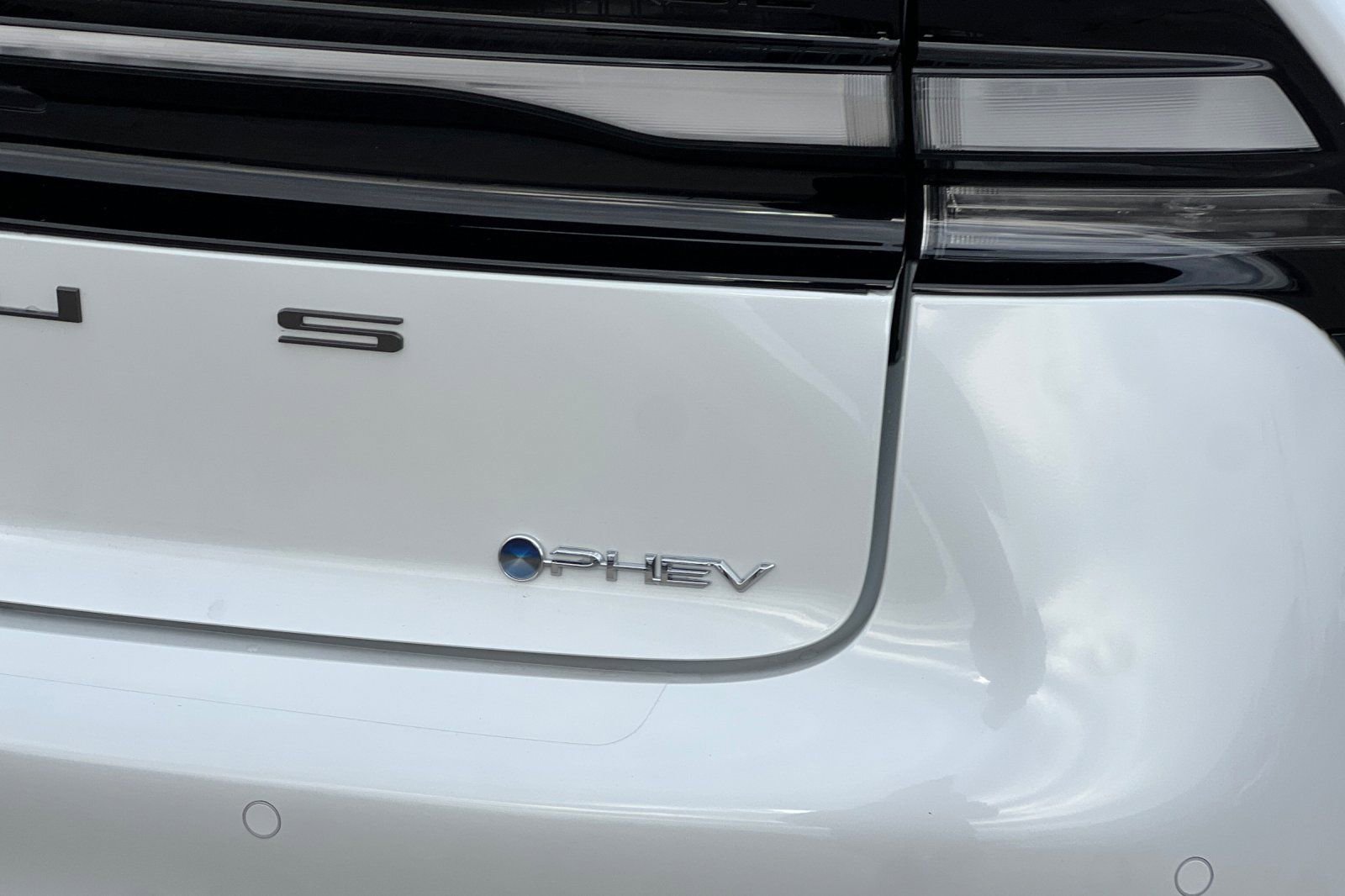 New 2026 Toyota Prius Plug-In Hybrid image 21