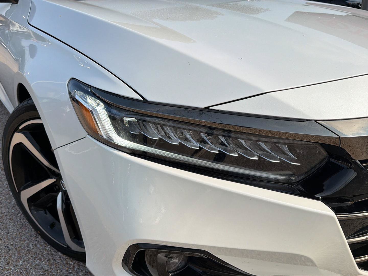 Used 2021 Honda Accord Sport image 9