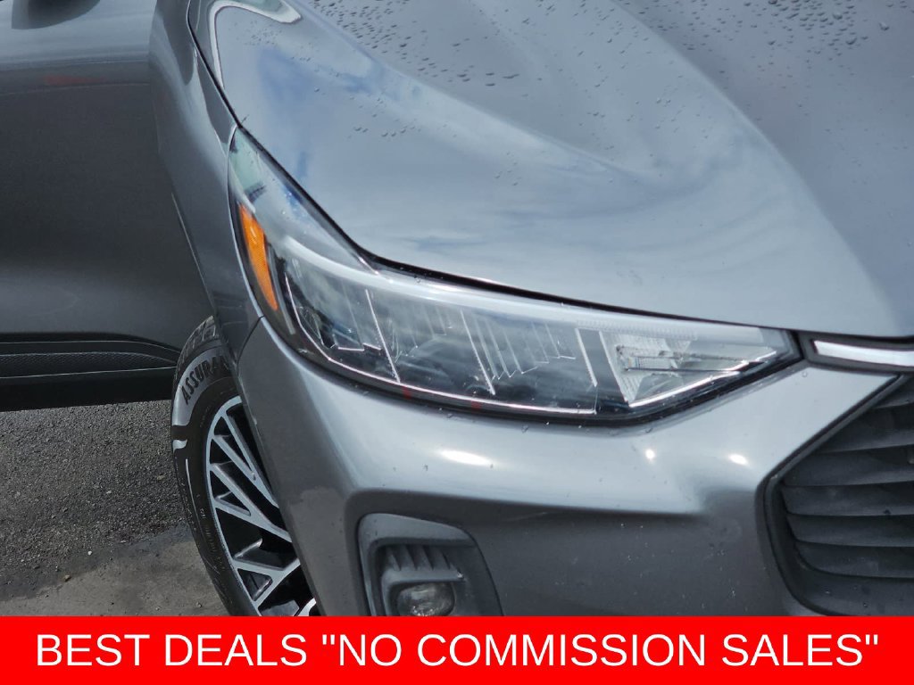 Used 2025 Ford Escape SE FWD image 35
