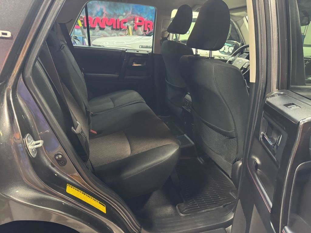 Used 2019 Toyota 4Runner TRD Off-Road AWD/4WD image 15