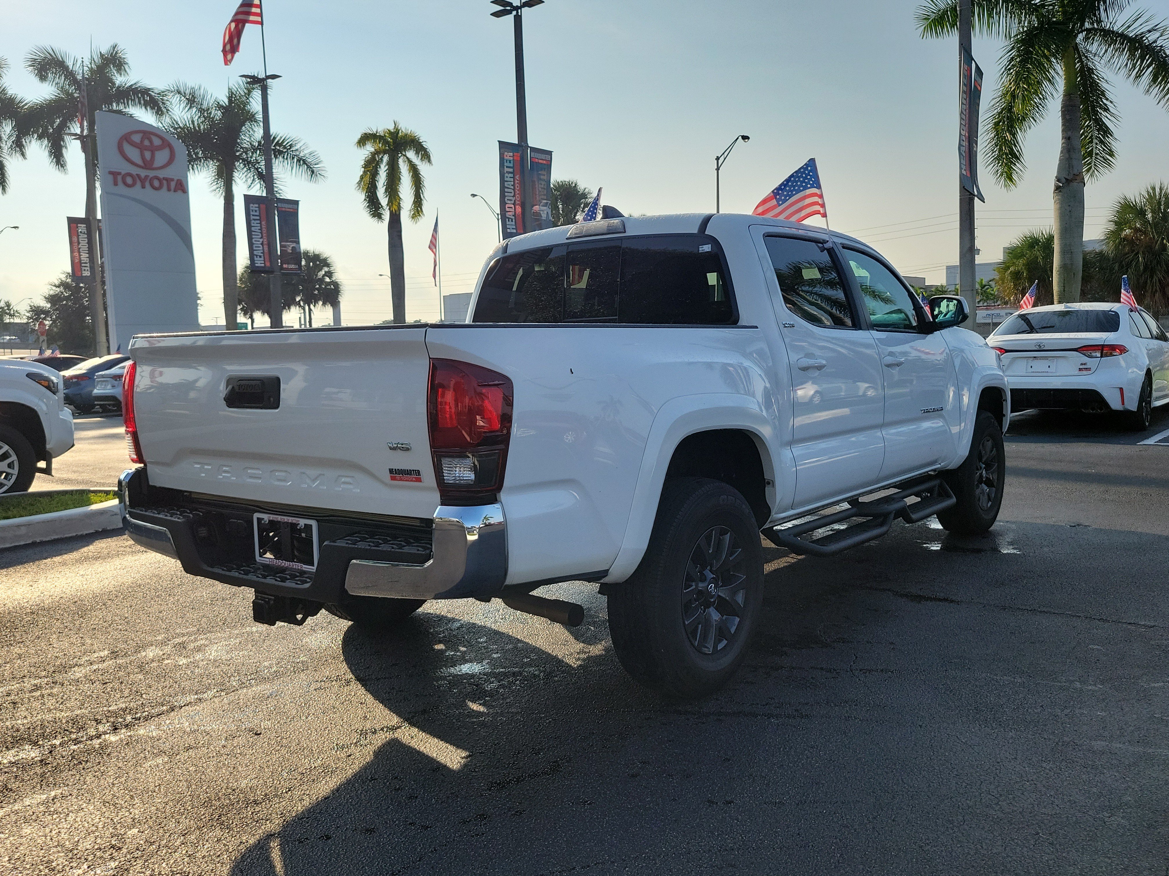 Used 2023 Toyota Tacoma SR5 RWD image 12