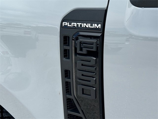 New 2026 Ford F250 4x4 Crew Cab Super Duty image 19