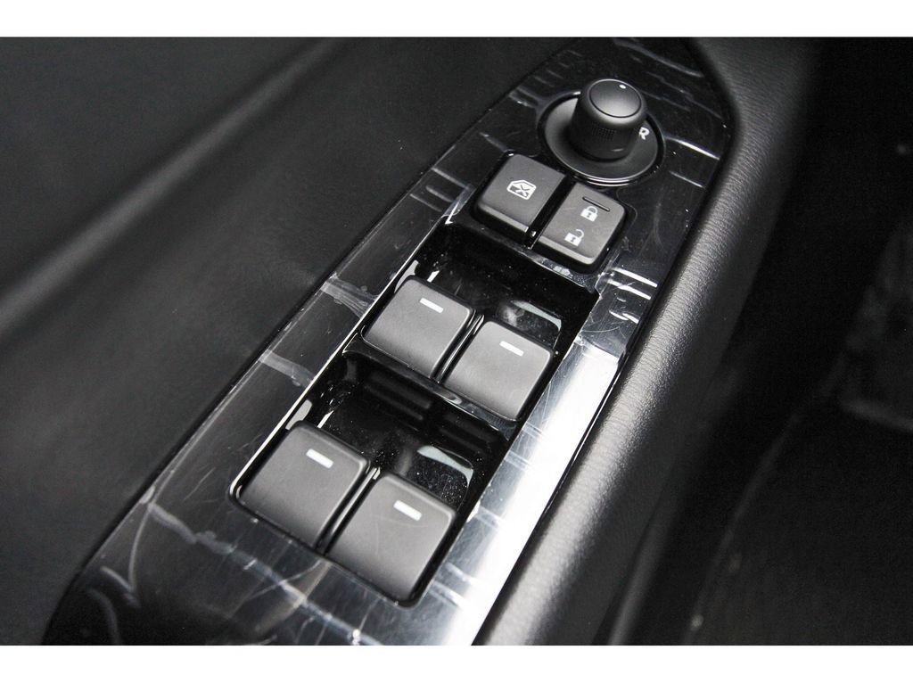 Used 2025 MAZDA CX-5 AWD 2.5 S w/ Preferred Package image 22