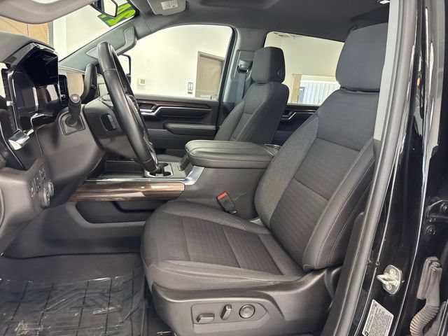Used 2024 Chevrolet Silverado 2500 LT w/ All Star Edition AWD/4WD image 18