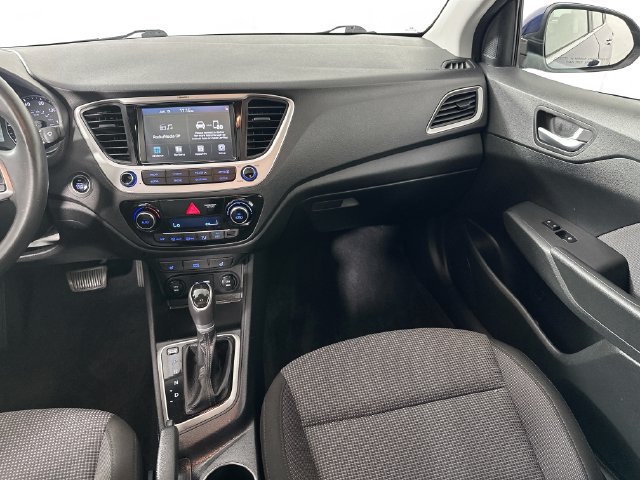 Used 2022 Hyundai Accent Limited w/ Cargo Package FWD image 26