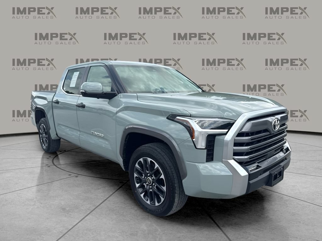 Used 2024 Toyota Tundra Limited AWD/4WD image 7