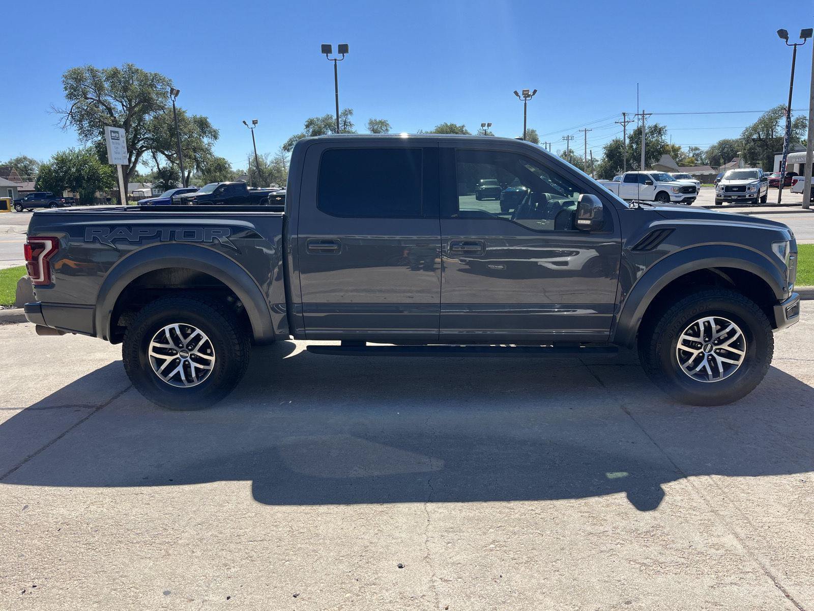 Certified 2018 Ford F150 Raptor w/ Equipment Group 802A Luxury AWD/4WD image 5