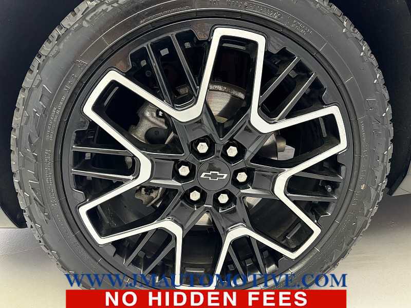 Used 2023 Chevrolet Blazer RS w/ Driver Confidence II Package image 9