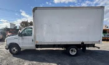 Used 2008 Ford E-350 and Econoline 350 Super Duty image 5