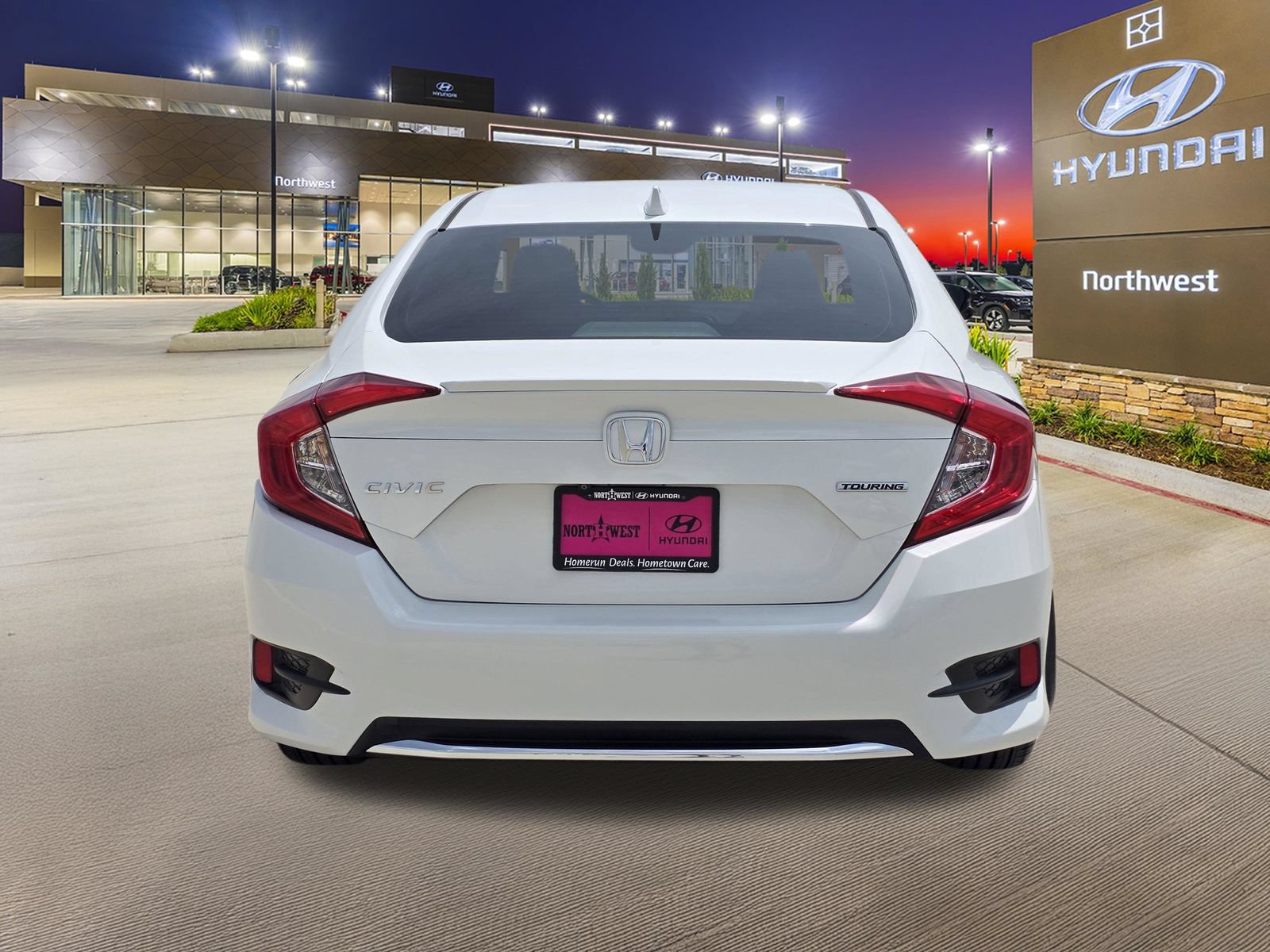 Used 2019 Honda Civic Touring image 8