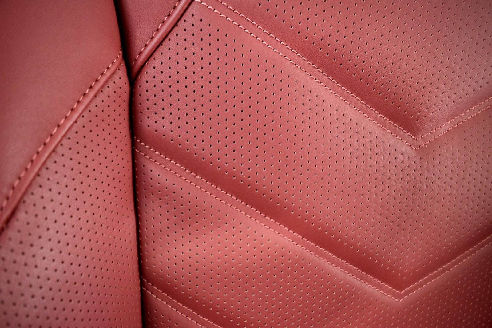 Certified 2023 Maserati Grecale Modena AWD/4WD image 31