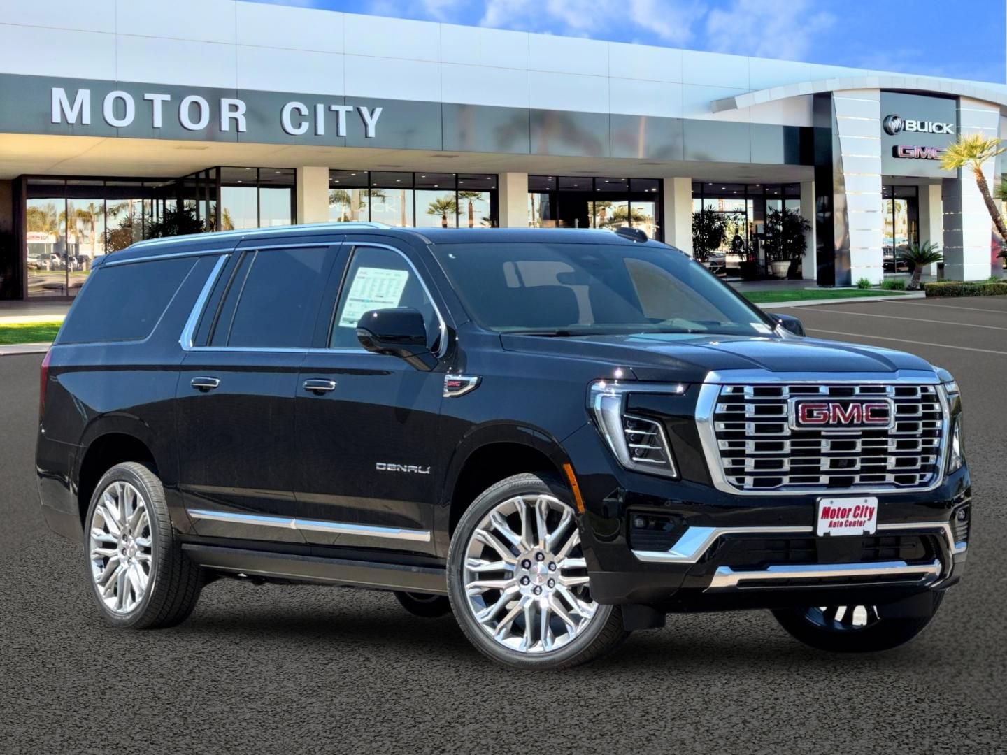 New 2026 GMC Yukon XL Denali w/ Denali Reserve Package