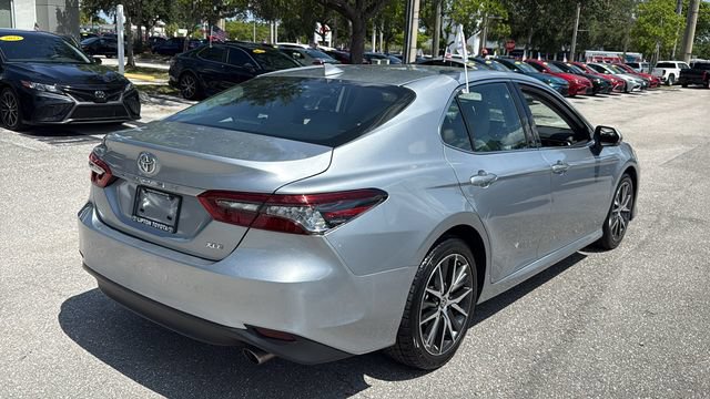 Used 2023 Toyota Camry XLE FWD image 9