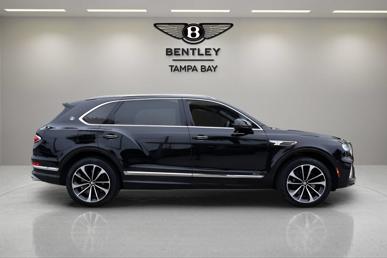 Used 2025 Bentley Bentayga Extended Wheelbase AWD/4WD image 10