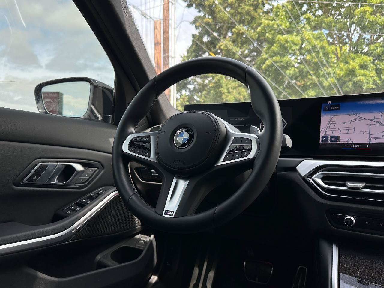 Used 2023 BMW 330i Sedan w/ M Sport Package RWD image 20