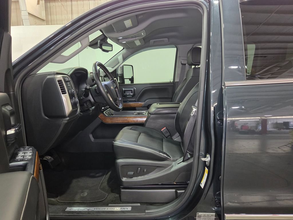 Used 2018 Chevrolet Silverado 2500 High Country w/ Duramax Plus Package AWD/4WD image 16