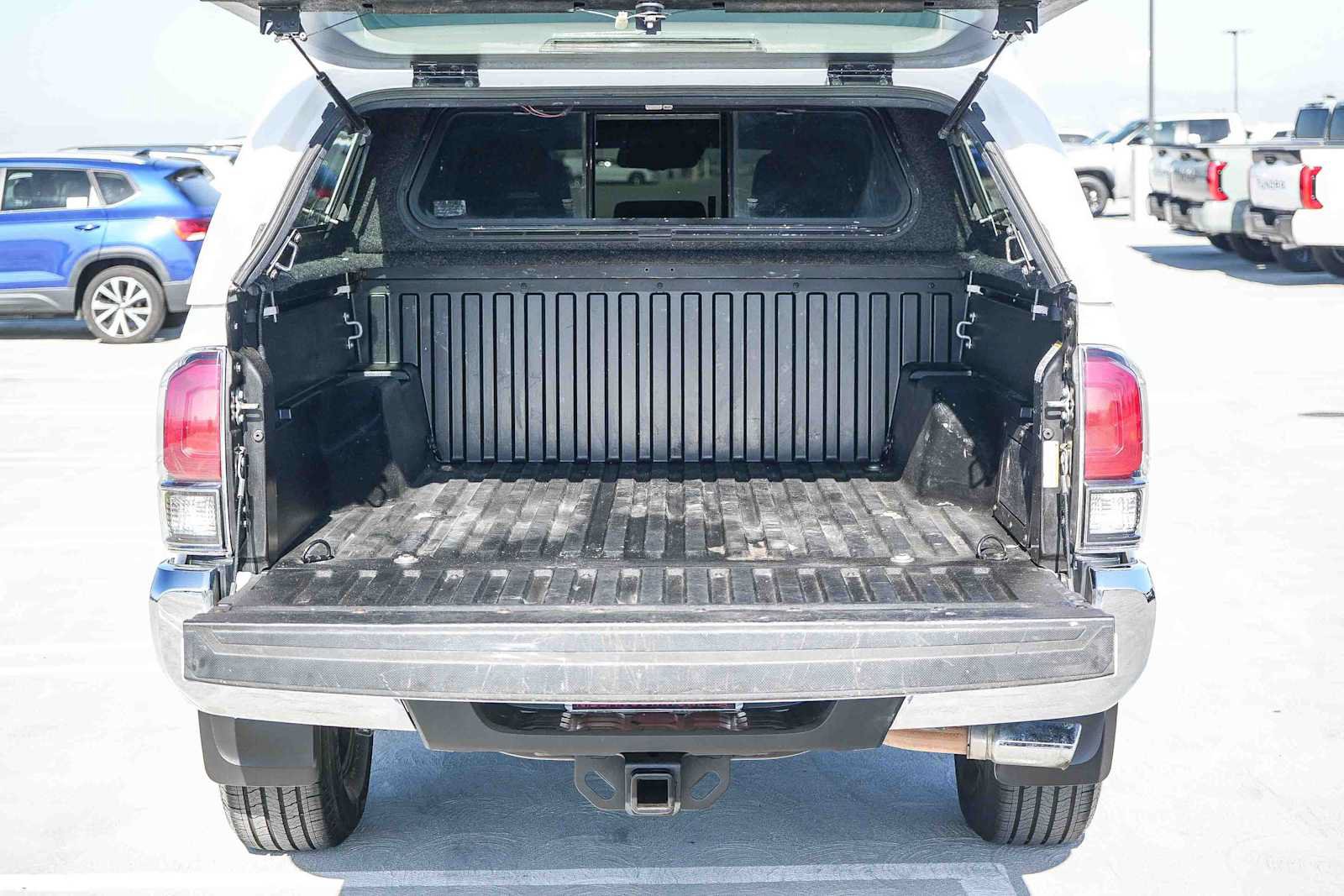 Used 2019 Toyota Tacoma SR5 RWD image 25