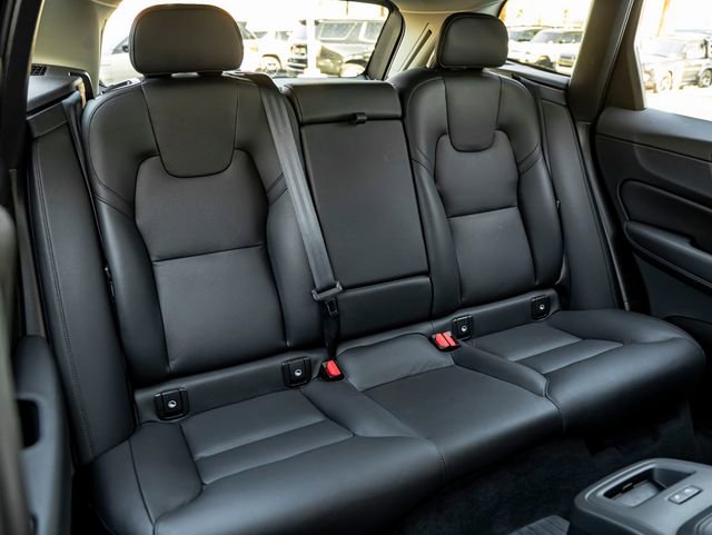 Used 2024 Volvo XC60 T8 Plus w/ Climate Package image 23