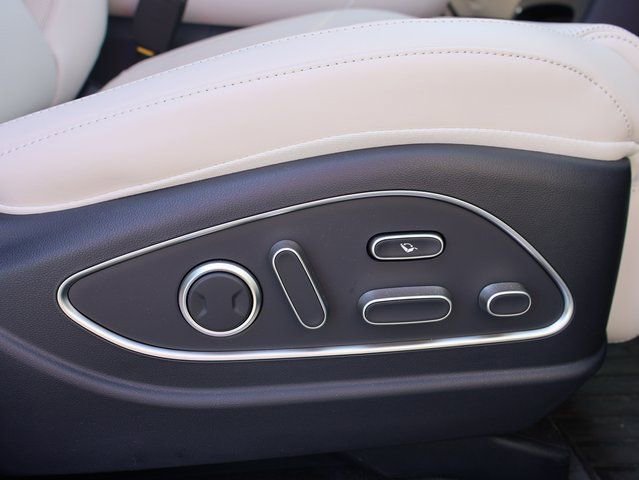 Used 2026 Hyundai Palisade Calligraphy image 6