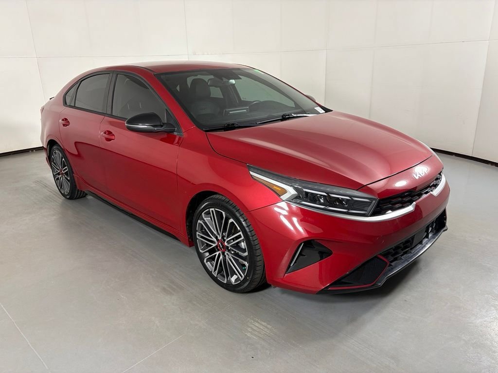 Used 2022 Kia Forte GT w/ GT Technology Package FWD image 2